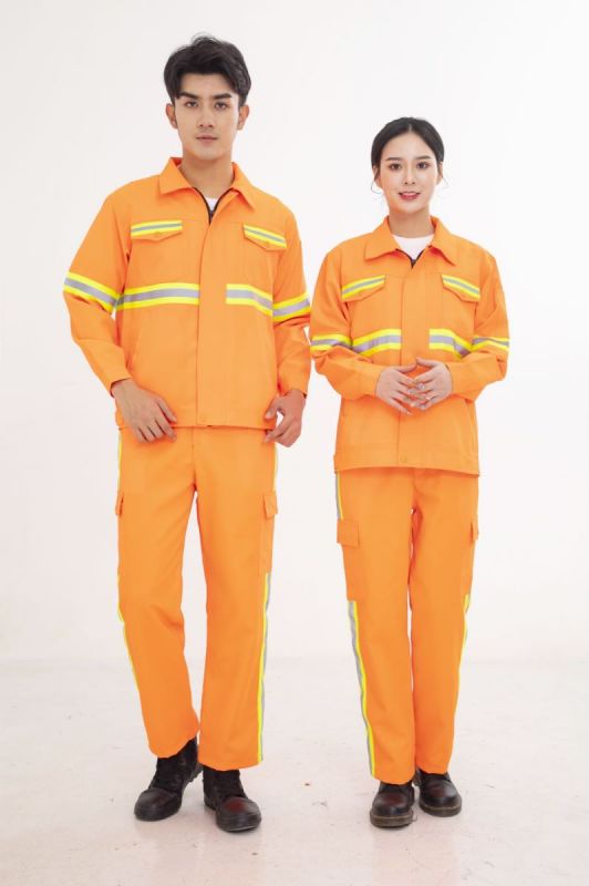 橘色環(huán)衛服